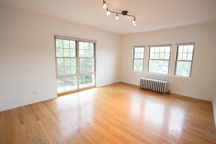 5528 South Cornell Image 3