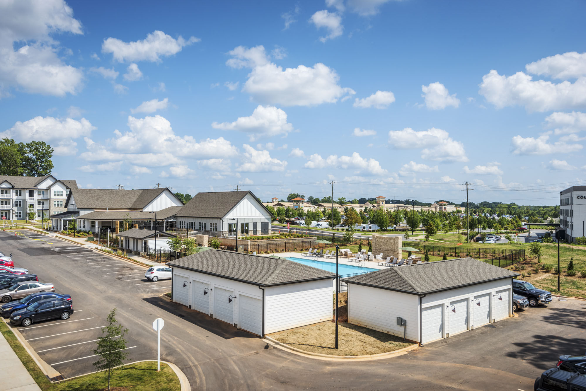 The Collins Apartments Image 19