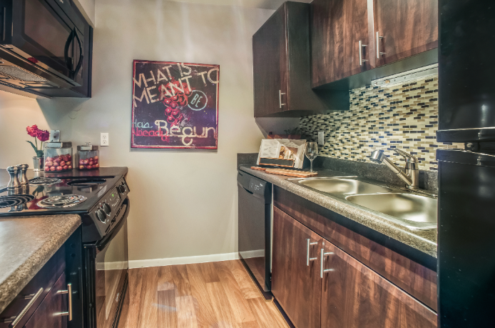 Waterfront Crossing Image 1