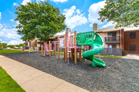 Solaire Apartments Image 3