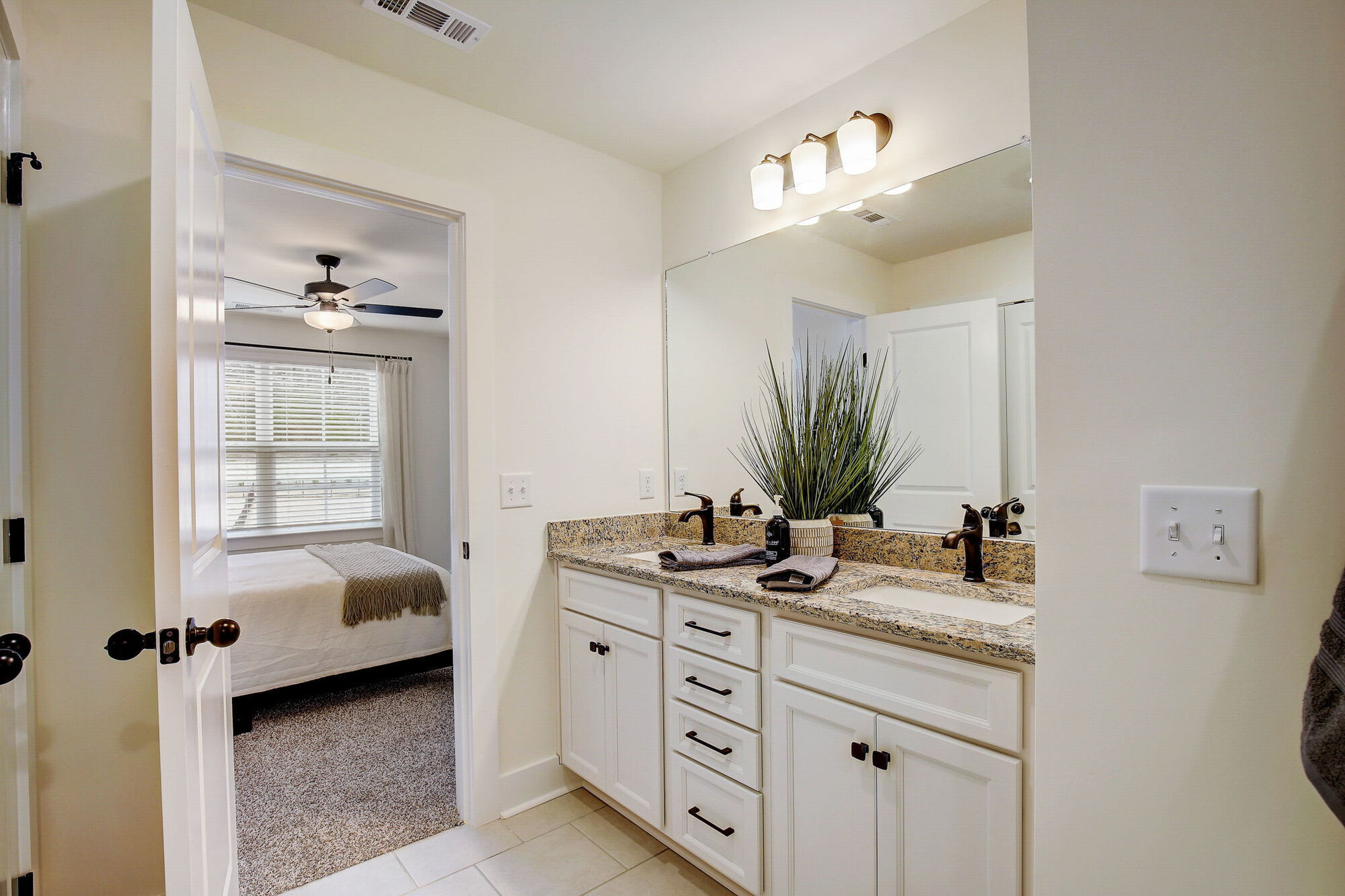 Blakeney Commons Townhomes Image 17