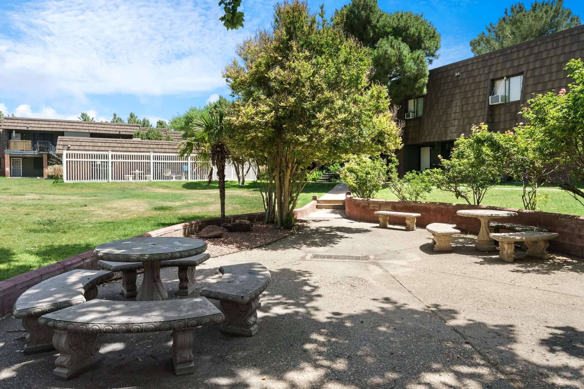 Riverwood Apartments Image 3