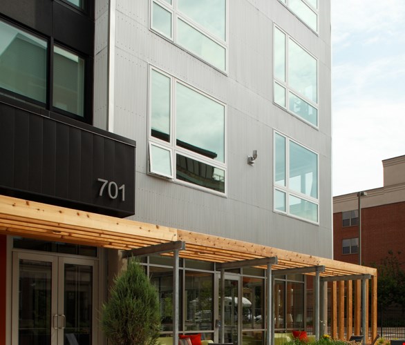 NoLo Living South (North Loop) Image 6