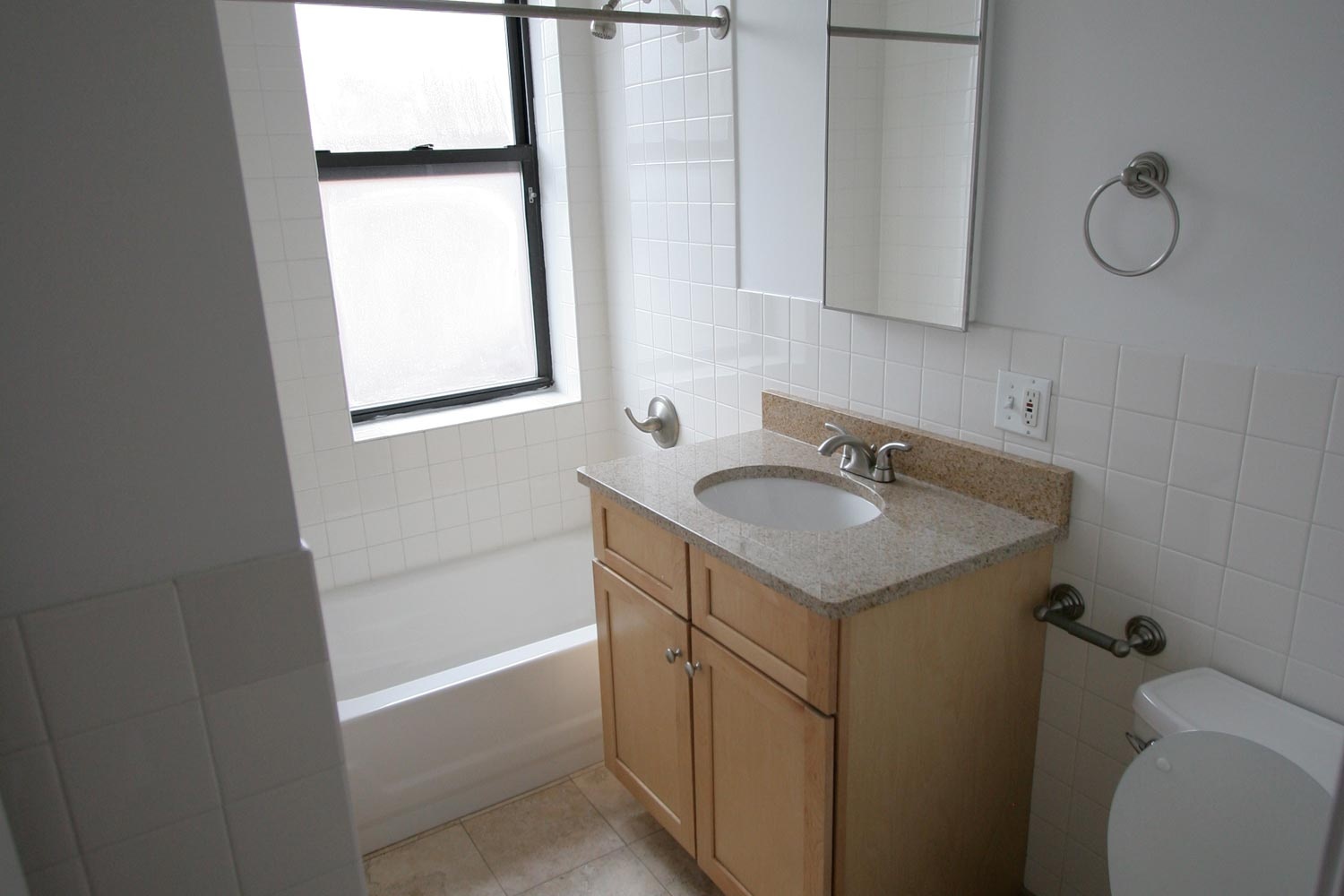 Kenwood Court Image 22