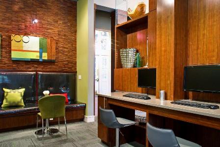 Creekside Apartments Image 14