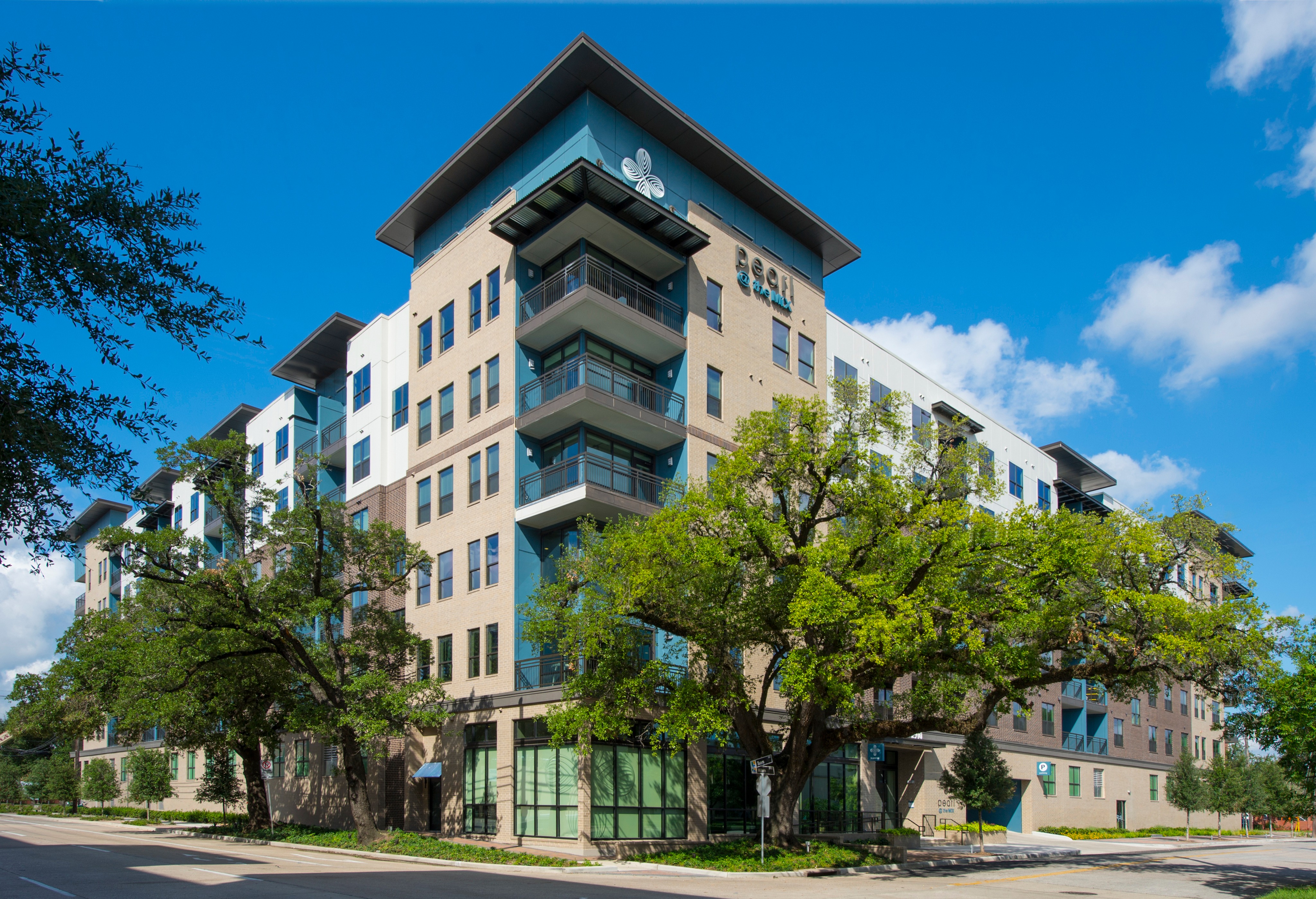 Midtown Living Image 3