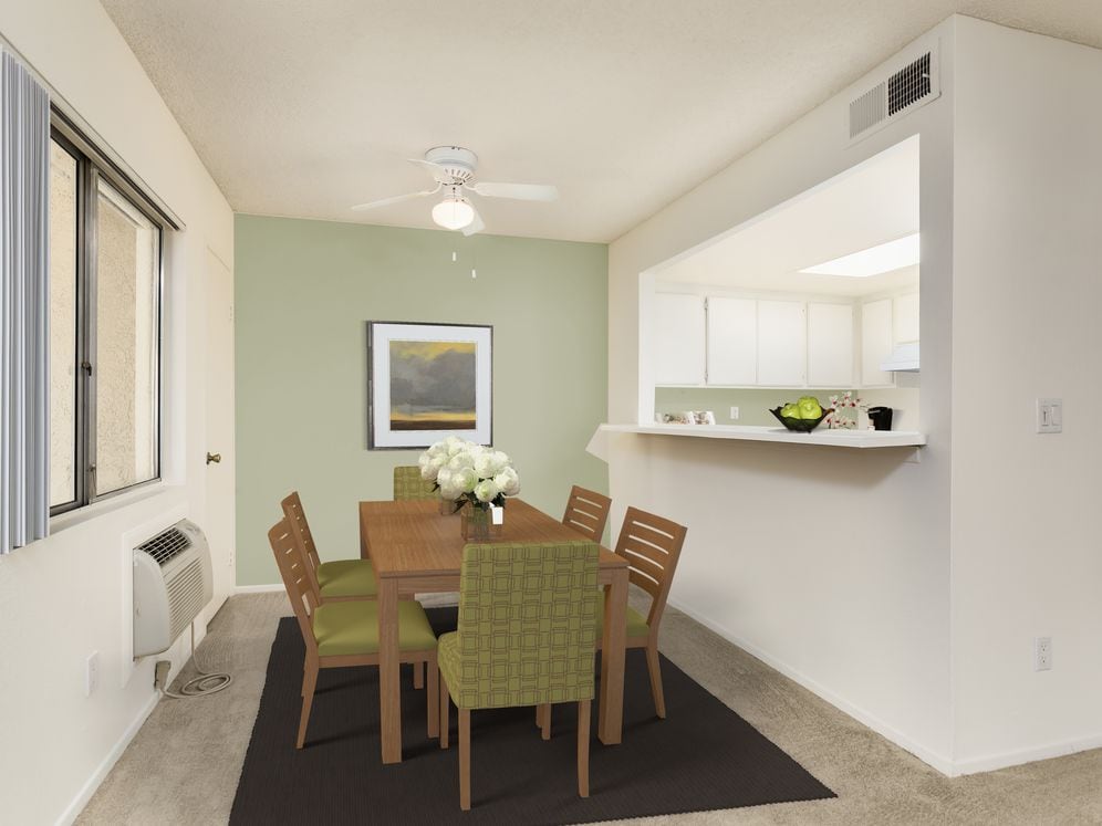 Classic Package dining room with carpet