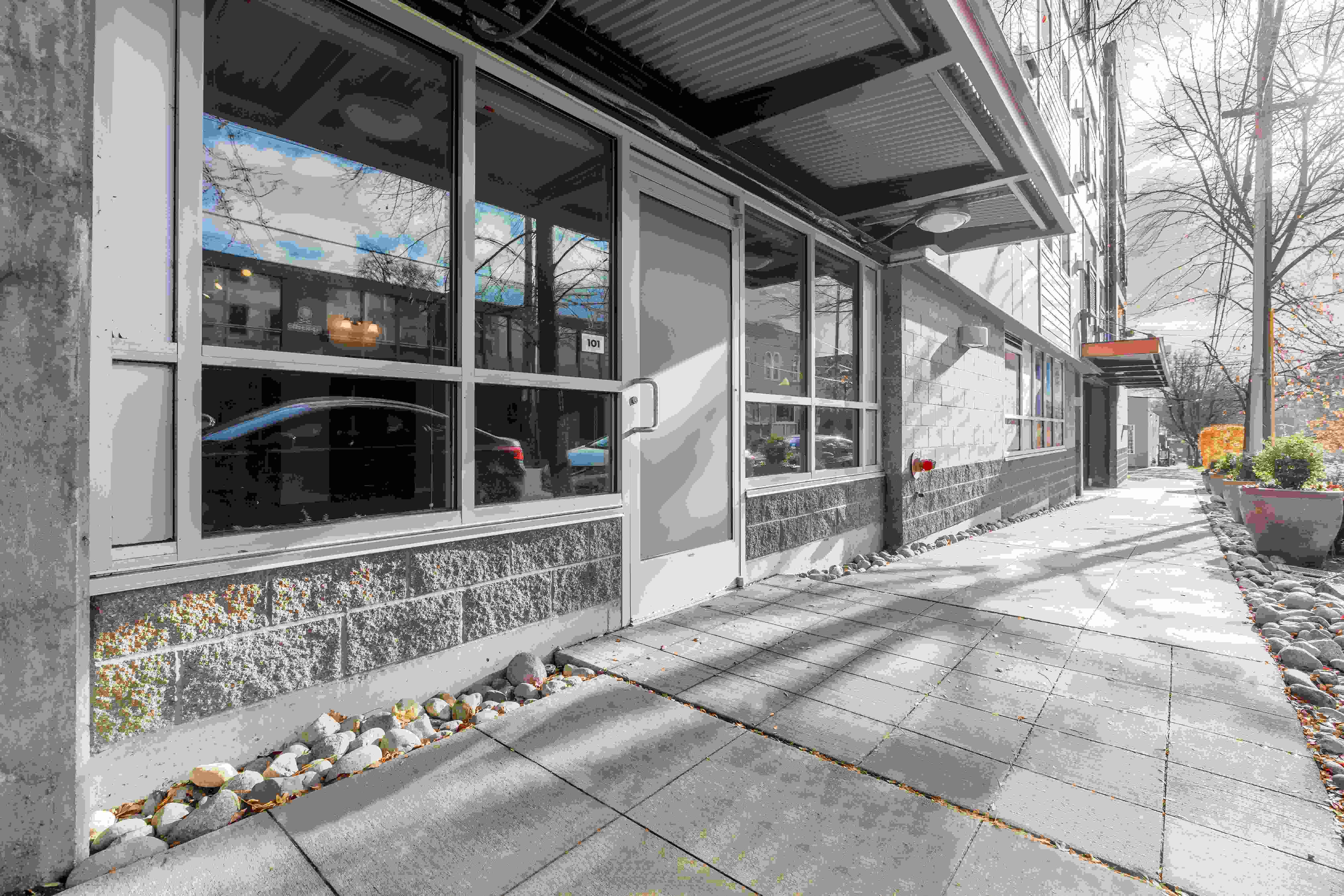 Collage Fremont Image 27