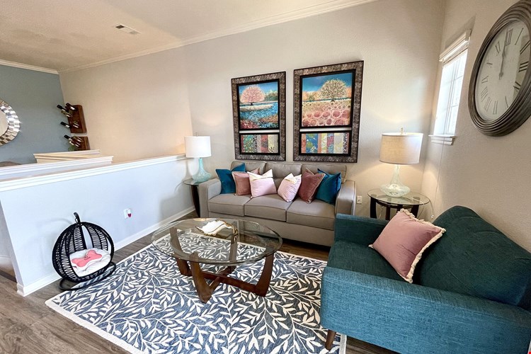 The Abbey at Stone Oak Image 6