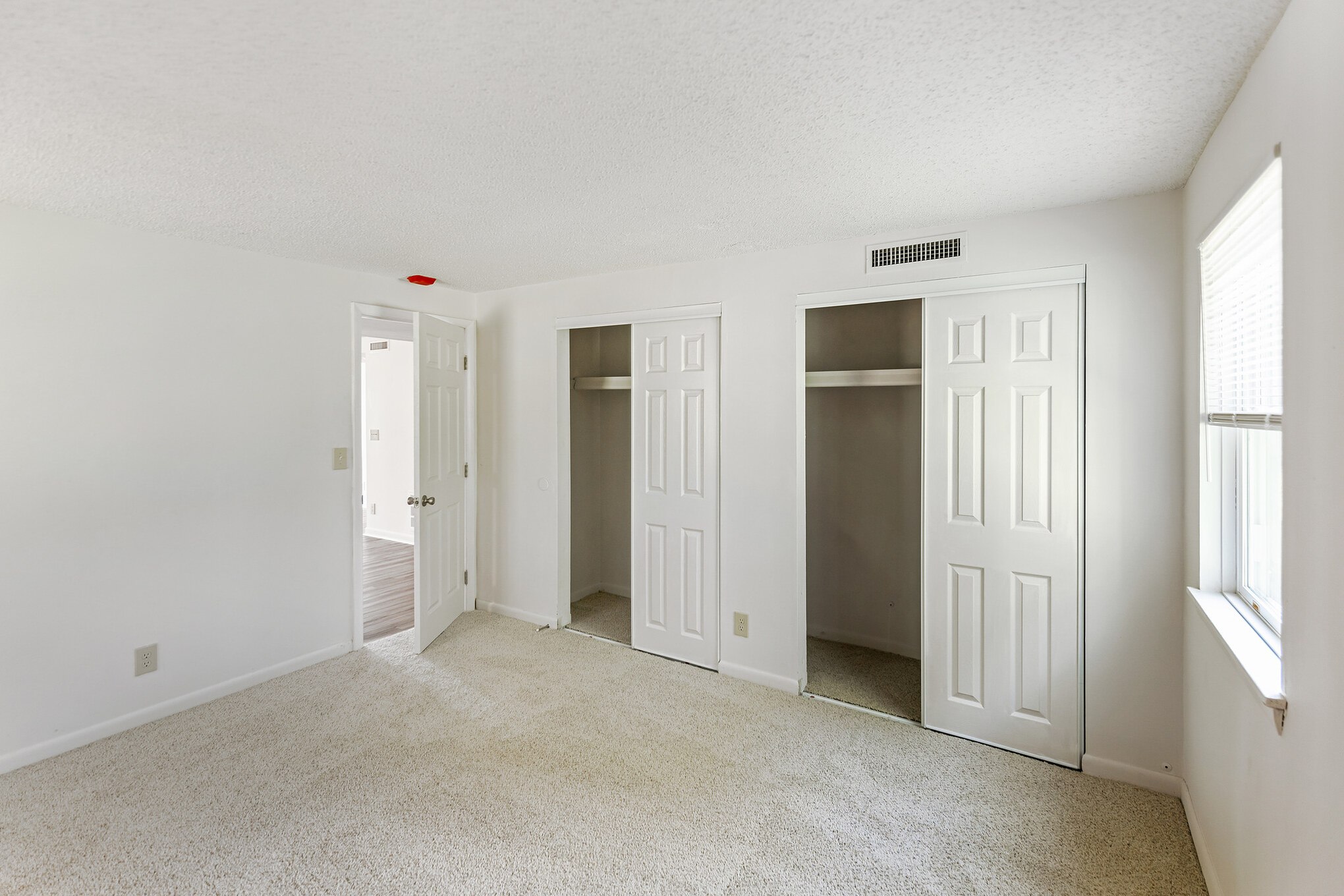 Winchester Park and Woods Image 4