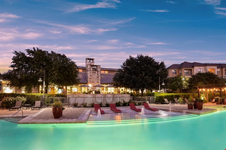 Terrastone Travesia Image 1