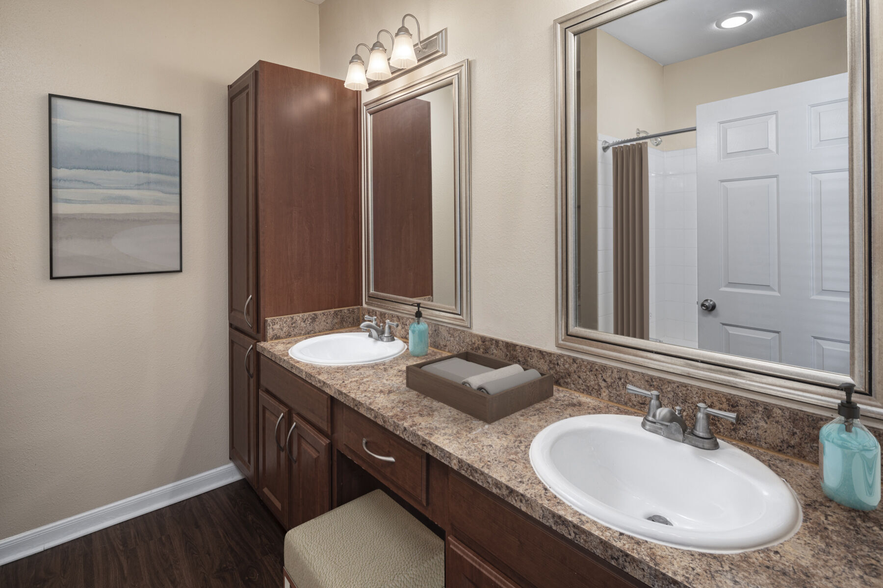 Camden Buckingham Image 8