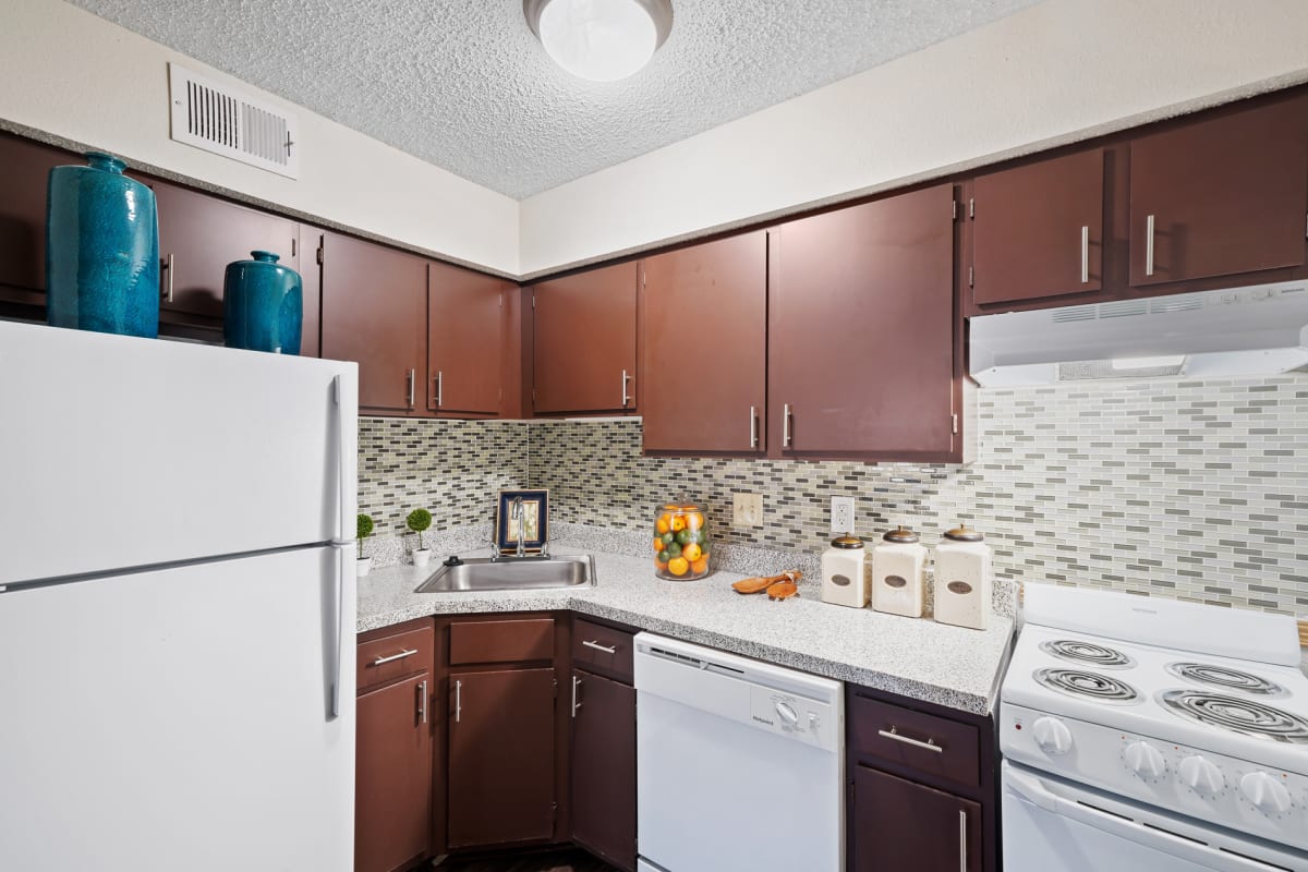 Oaks of Denton Image 5