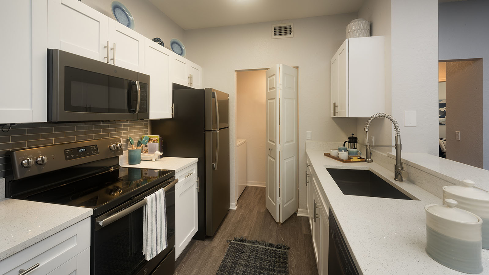 Lakeview Oaks Image 9