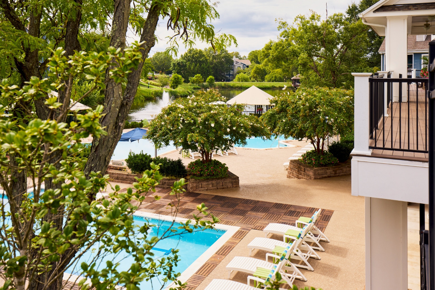 Lakeside Apartments Image 13