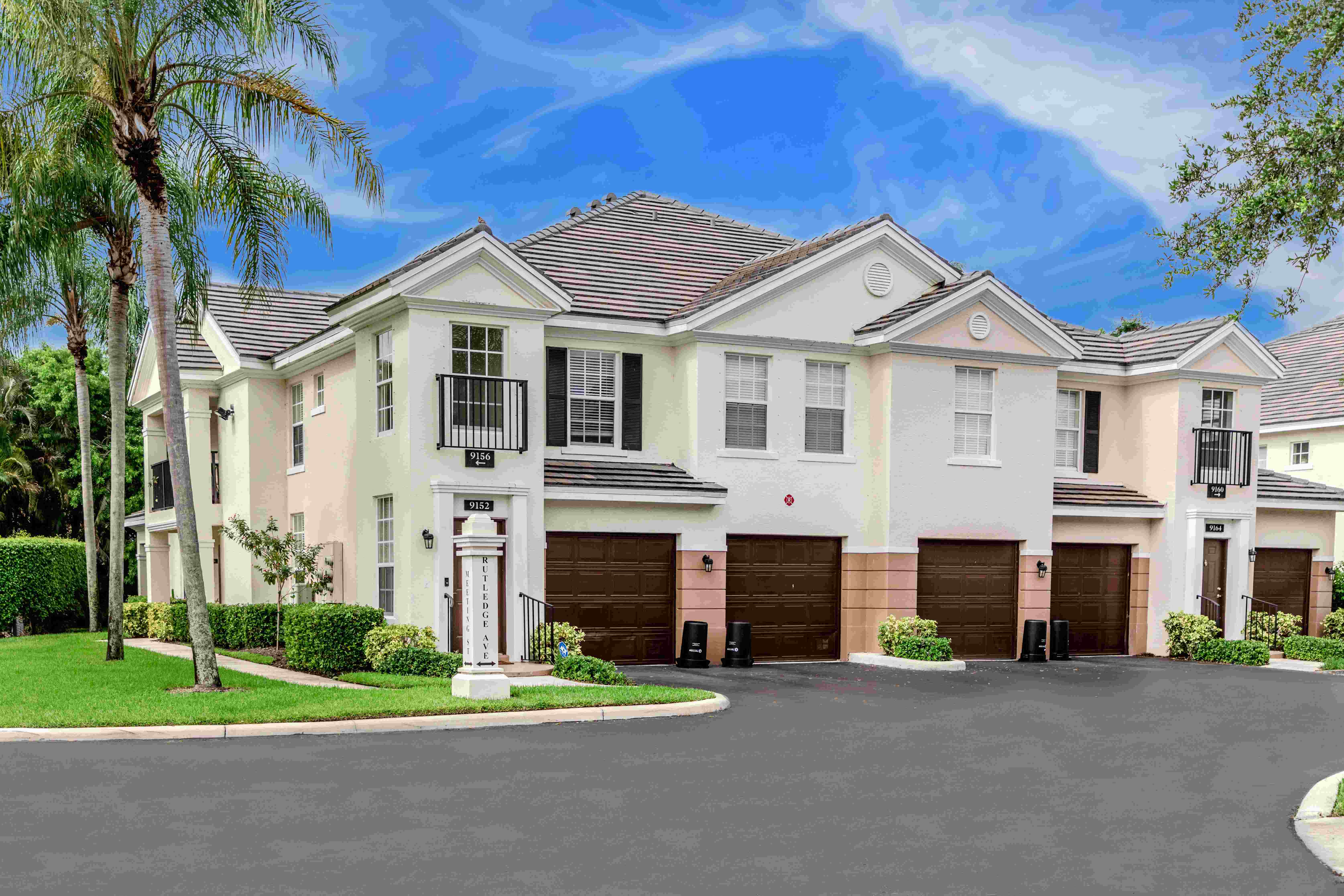 The Charleston Apartment Boca Raton