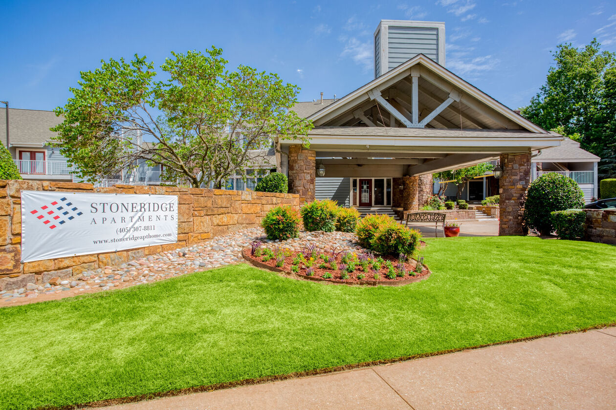 Stoneridge Apartments Image 2