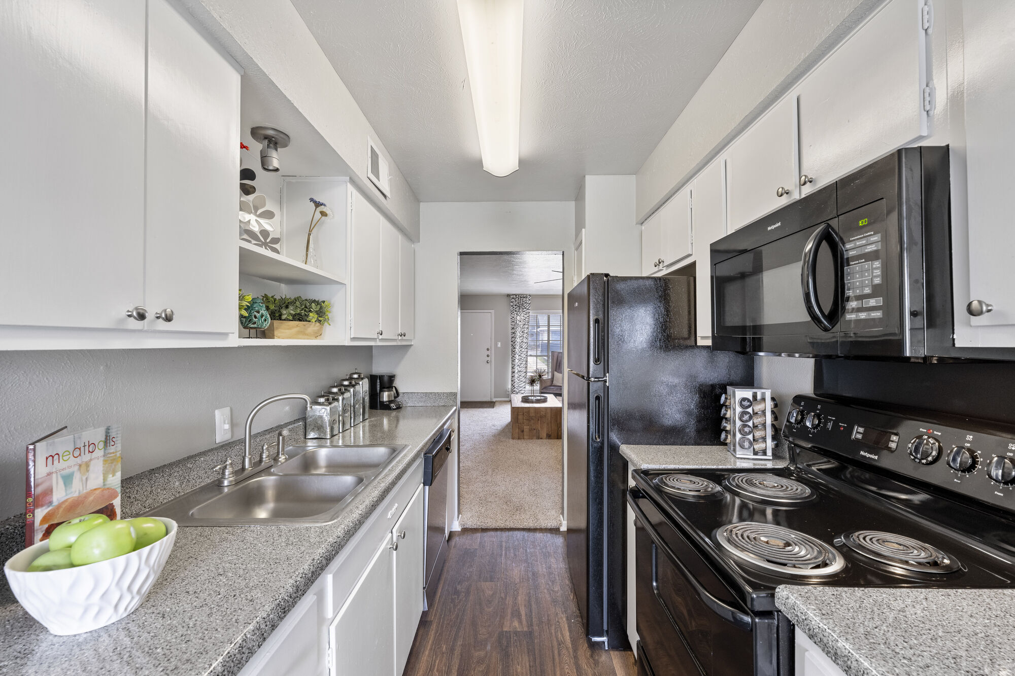 Lockwood Heights Image 38