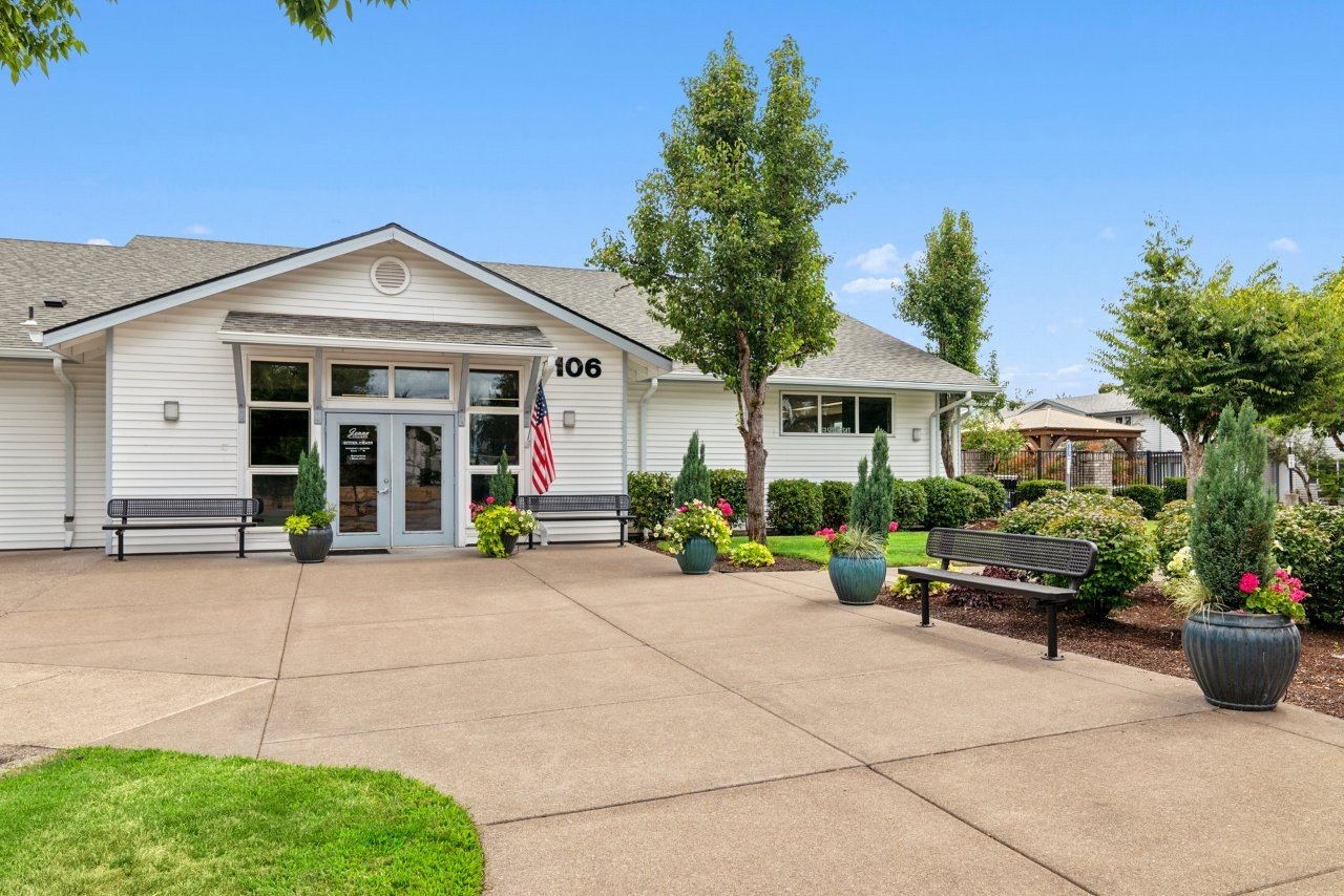 Jenna Village Apartments Image 10