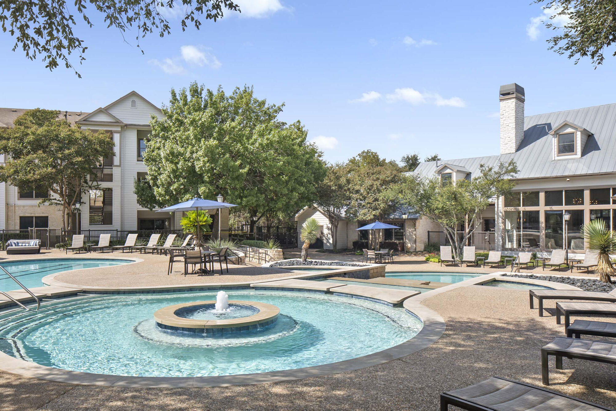 Camden Stoneleigh Image 24