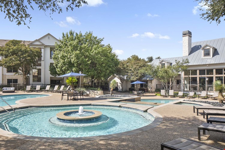 Camden Stoneleigh Image 24