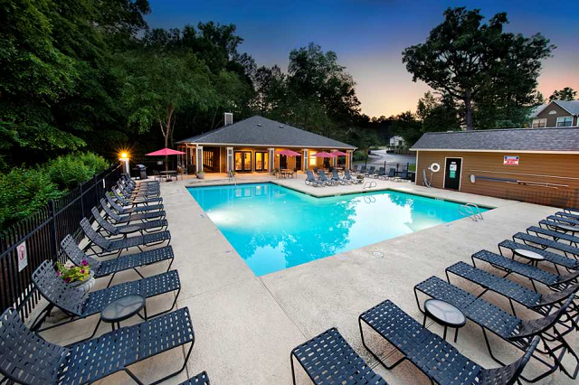 Brook Valley Apartments Image 2