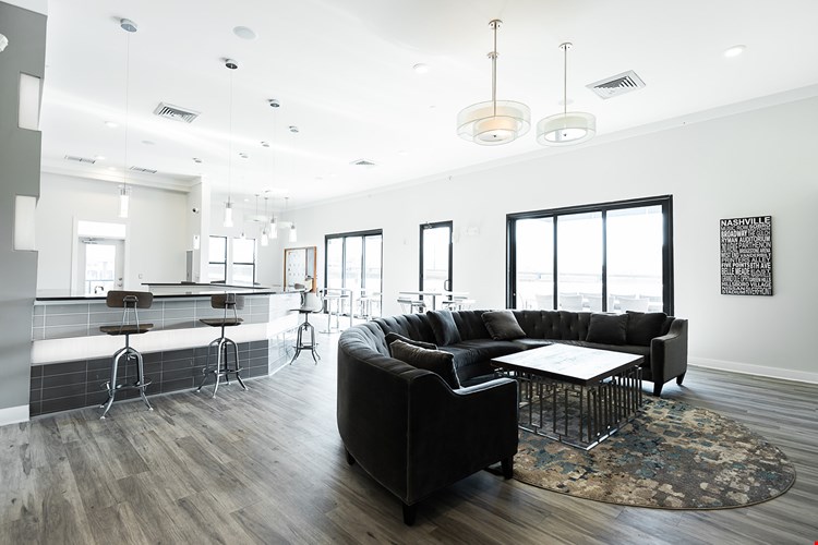 Eleven North Image 12