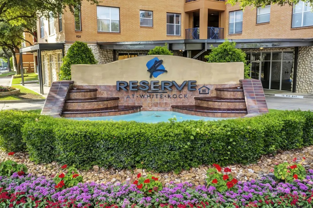 Reserve at White Rock Image 1