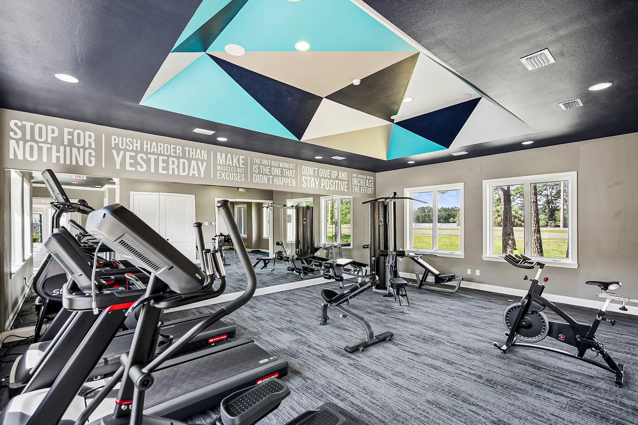 Club at Town Center Image 3