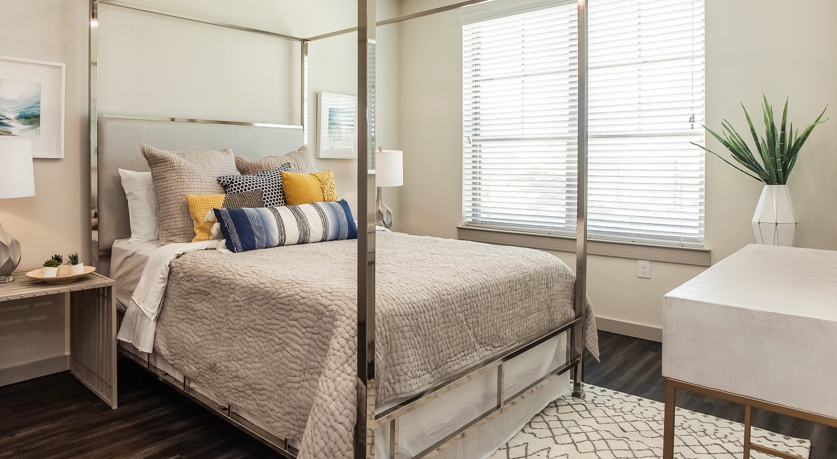 Mark at Solon Image 7