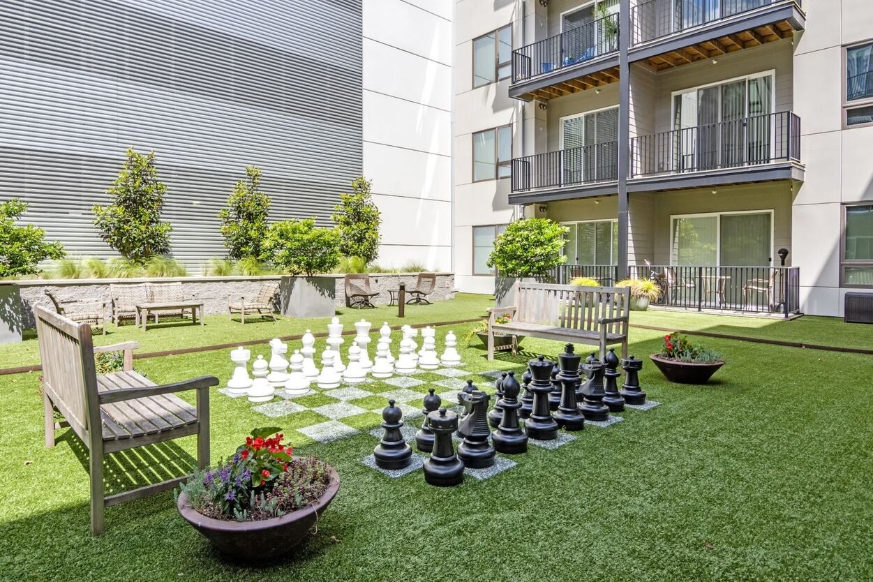 Encore 4505 at Town Center Image 8