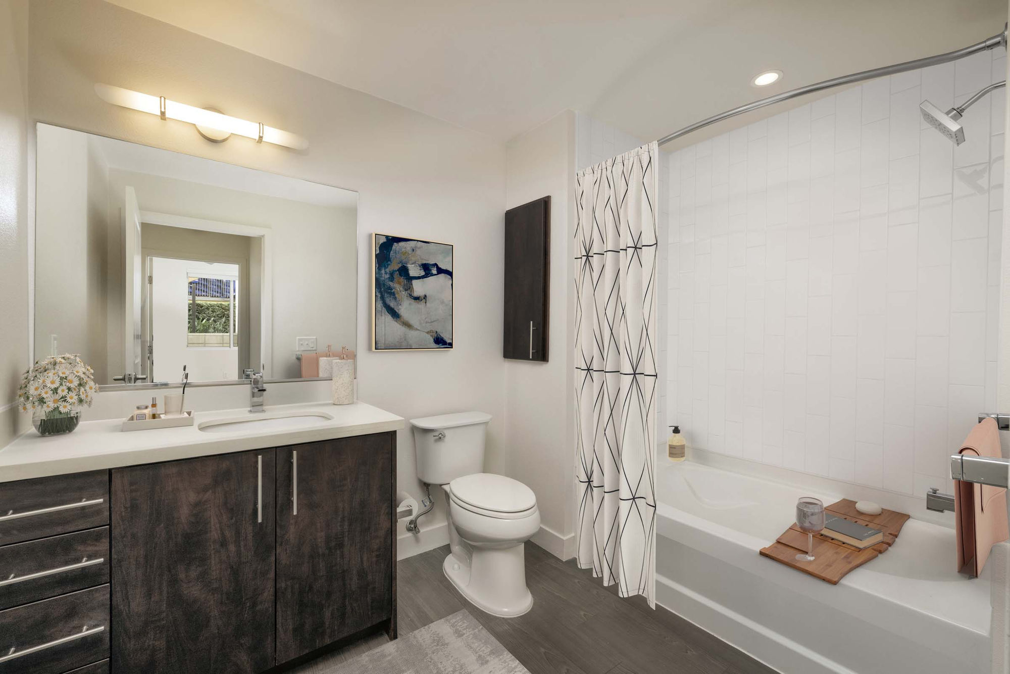 Camden Glendale Image 5