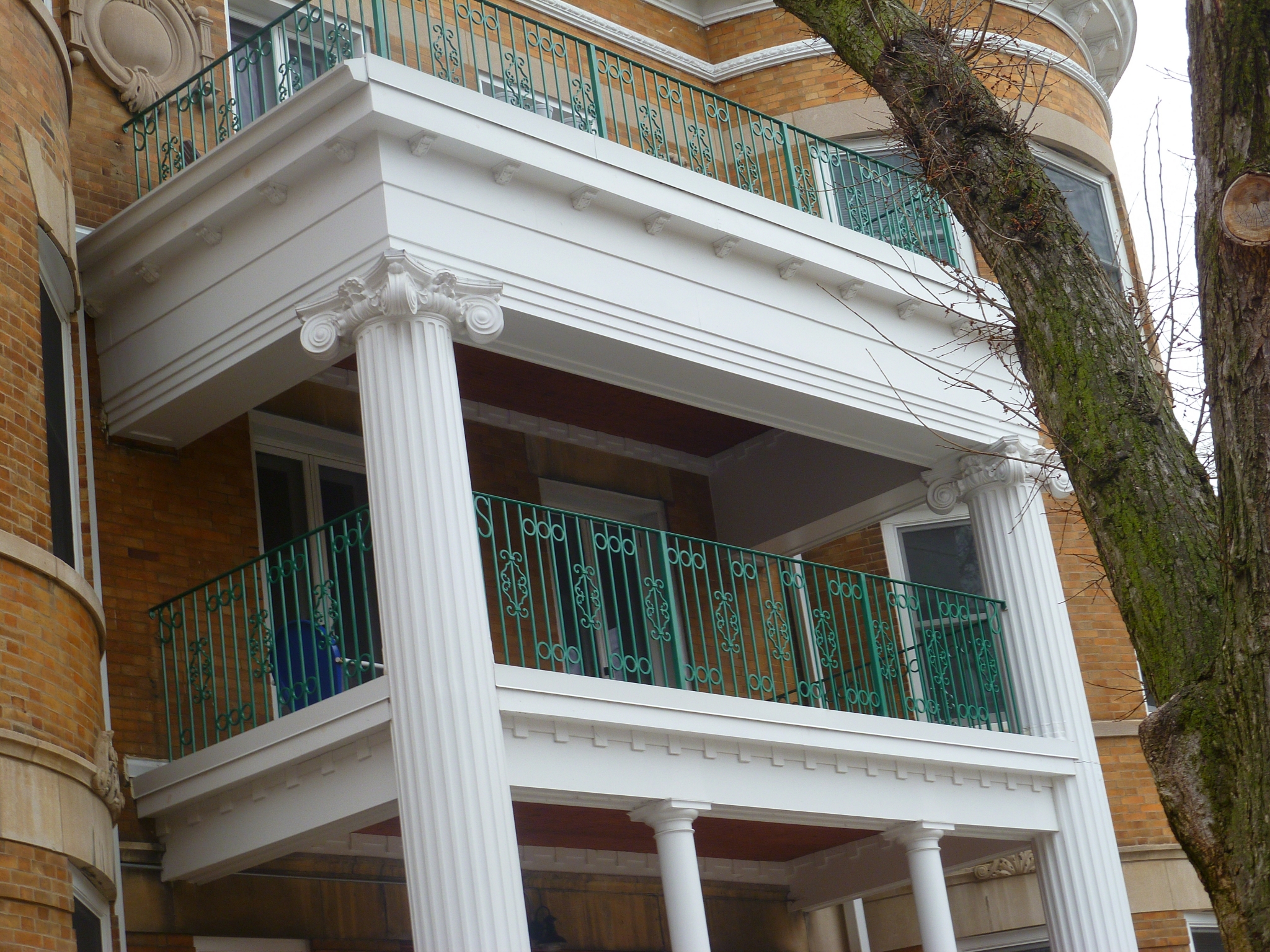 1358 E 58th Street Image 2