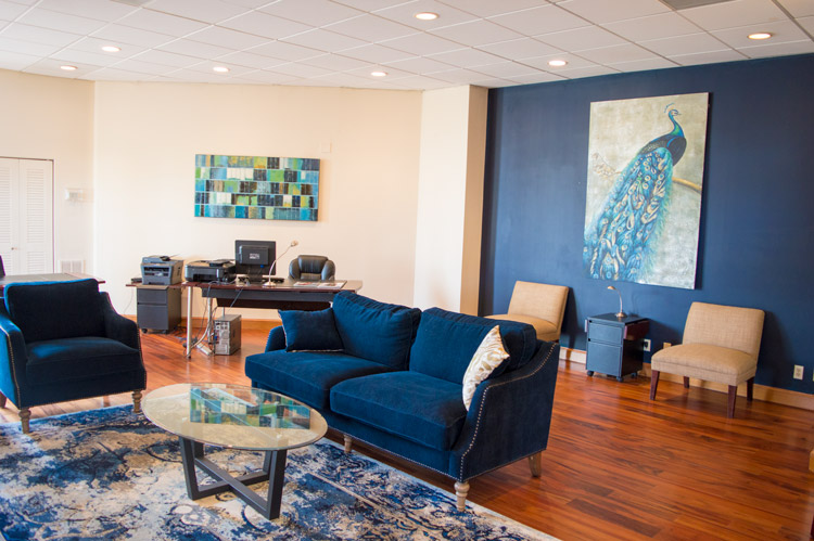 Vista Condominiums Image 6