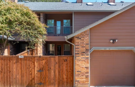 Norwood Place Condominiums Image 1