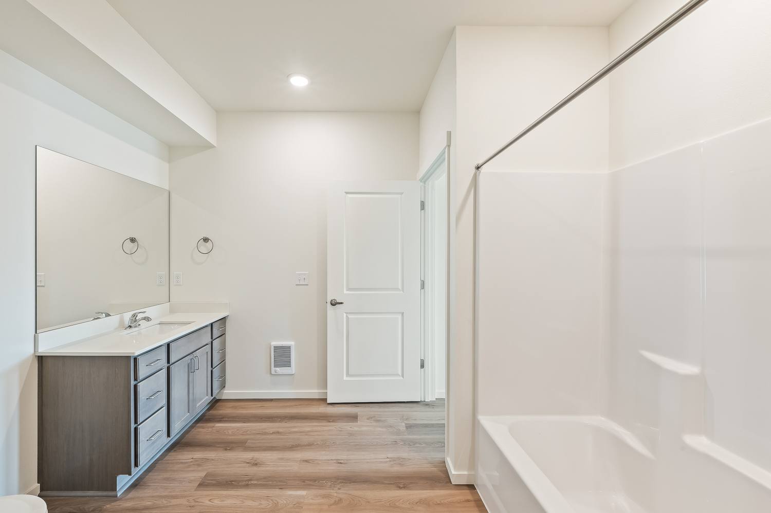 Gateway Apartments Image 11