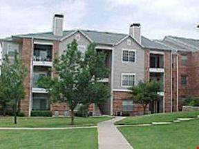 Seasons at Green Oaks Image 6