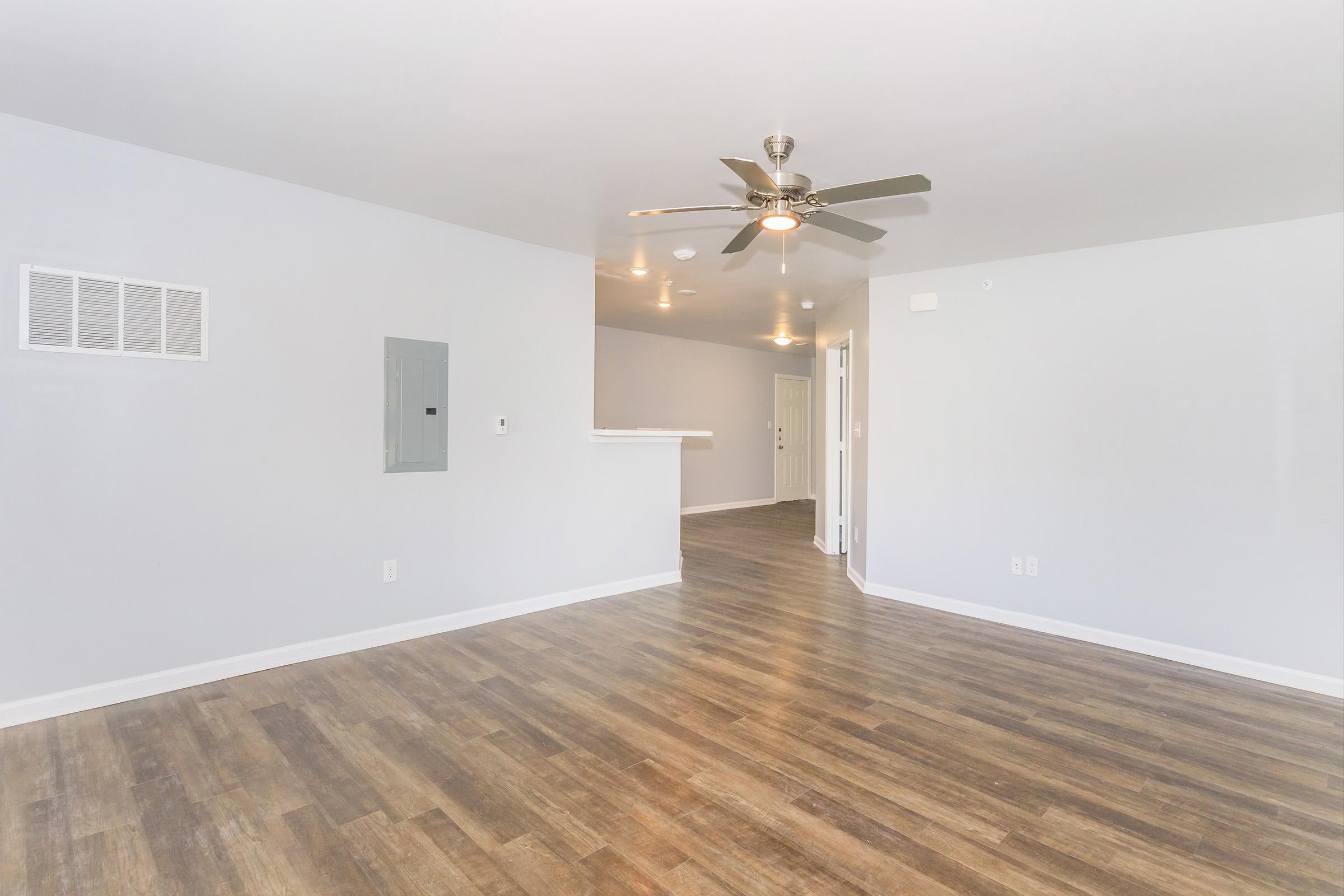 La Grange Springs Image 7