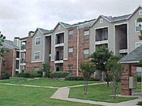 Seasons at Green Oaks Image 4