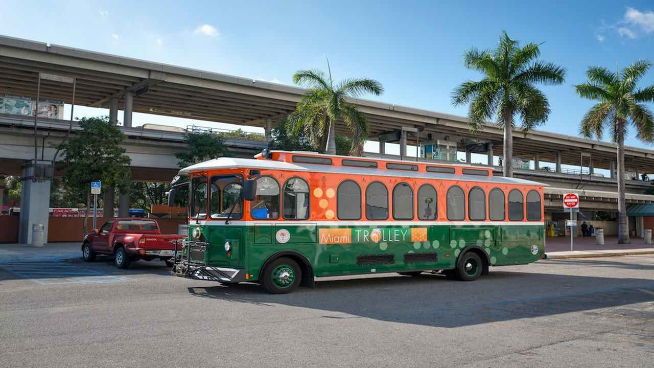 On block to the Coral Gables free trolley.