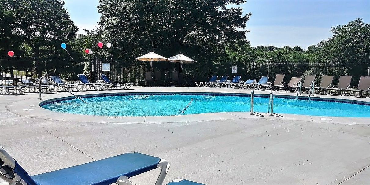 Clear View Apartments Image 4