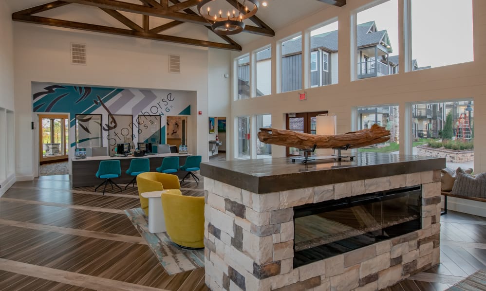 Stonehorse Crossing Image 15