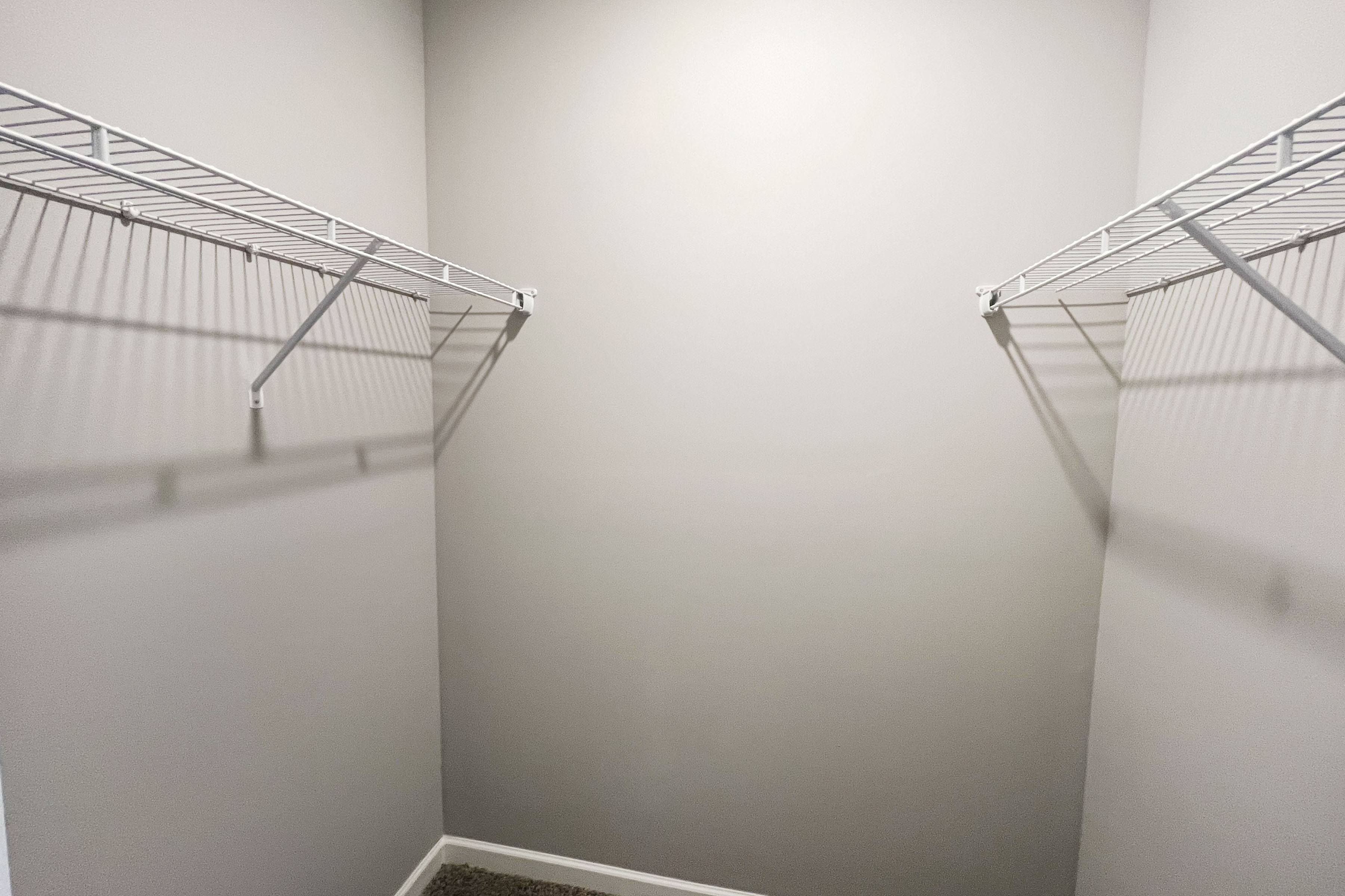 2 Bedroom Beulah Closet