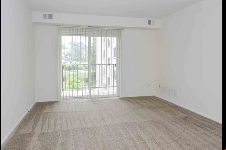 Gladstone Towers Living Room