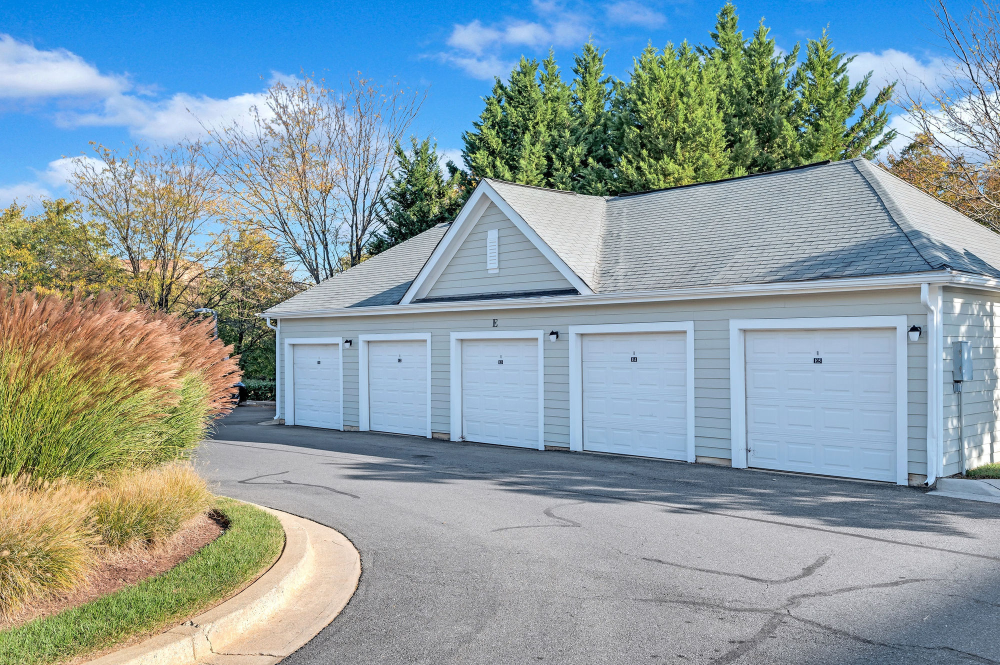 Camden Fallsgrove Image 16