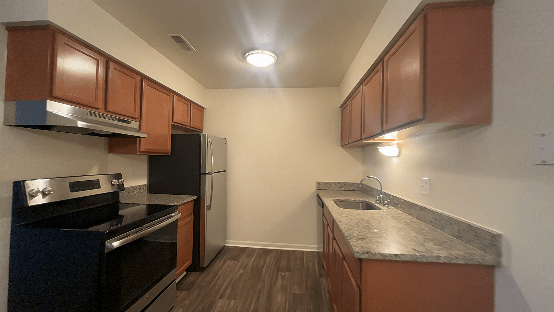 Eastwood Village Apartments Image 7