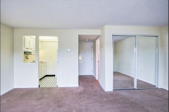 Clifton Park and Clifton House Image 20