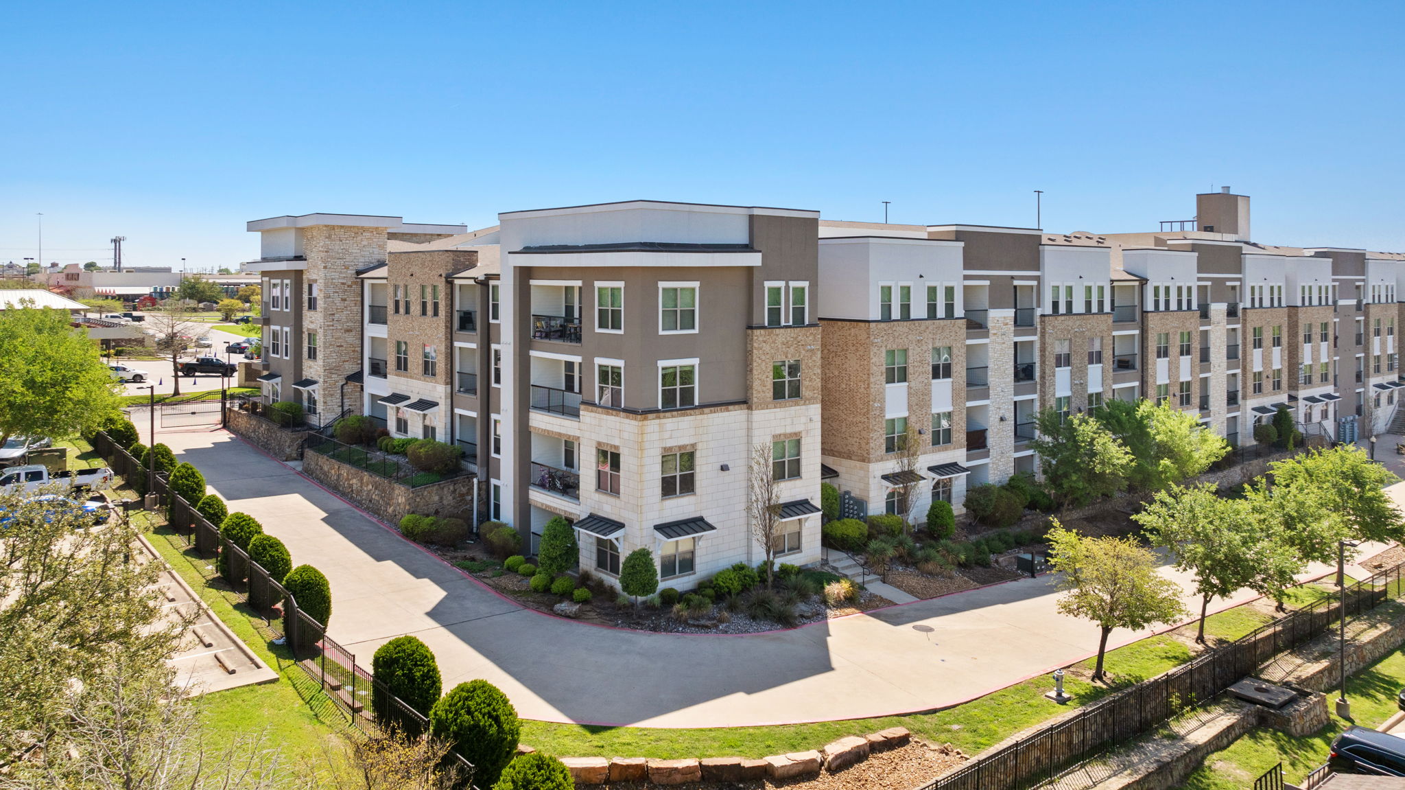 Axis at Watters Creek Image 76