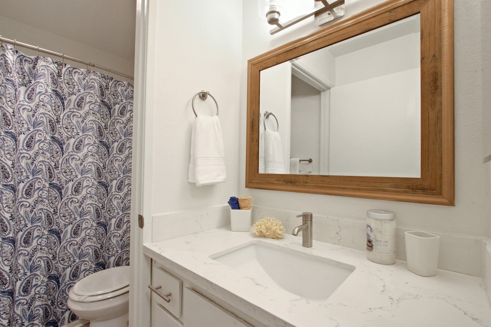 Zelzah Court Apartments Image 35