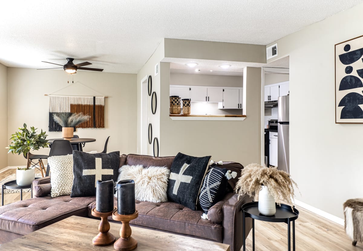 Latitude 72 Image 20